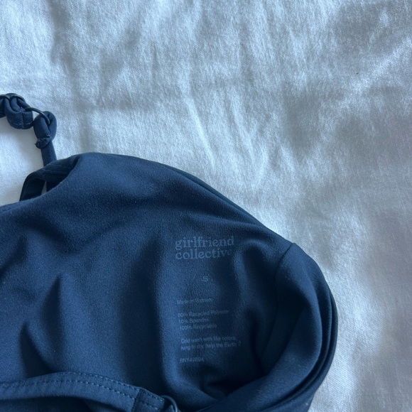 Girlfriend Collective | Juliet Strappy Bra - Picture 3 of 5